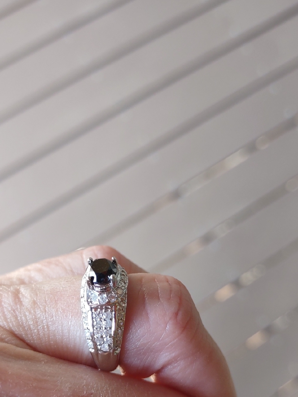 Black And Clear Natural Diamond Ring 10kt White Gold, Nwt, 6.5 - Picture 14 of 16